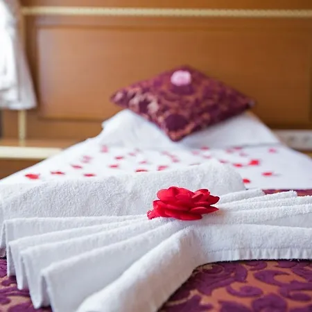 Sirkeci Emek Hotel 2*