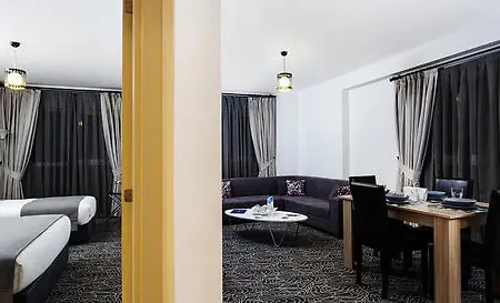 Royal Tuyap *
