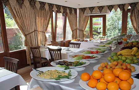 Hotell Eski 3*