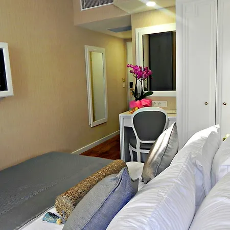 Hotel Seres Old City 3*