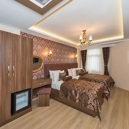 Marmara Place Old Hotel 4*