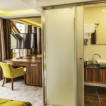 The 22 Hotell 3*