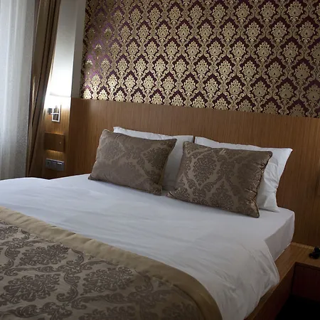 Hotel Central 2*