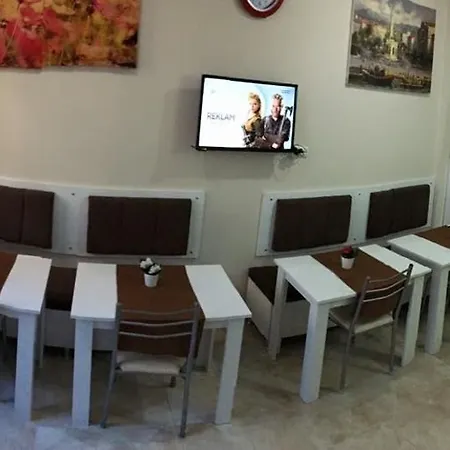 Ortakoy Aysem Sultan Hotel 2*