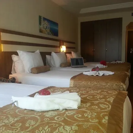 Aspen & Old 4* Стамбул