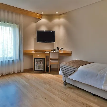Queen & Hotel 4*
