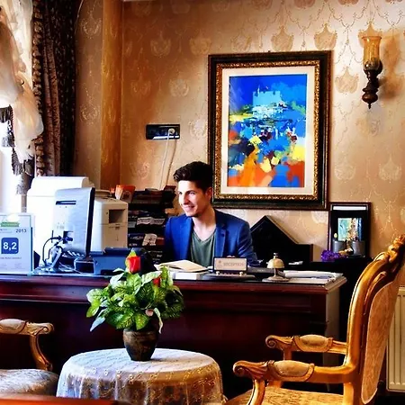 Grand Ambiance Ξενοδοχείο 2*