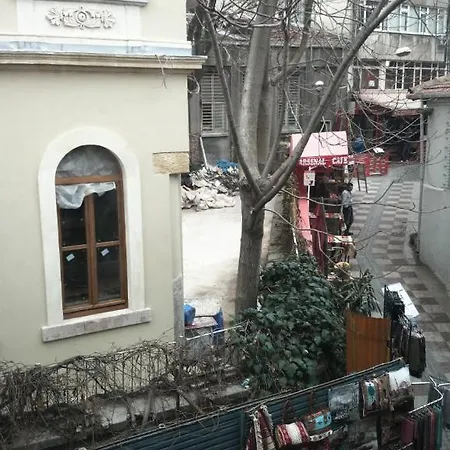 Esra Sultan Petrol
