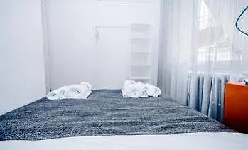 Tarus Bosphorus Cihangir 3*