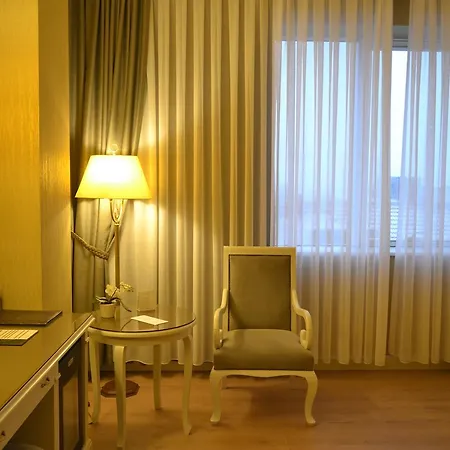 Bilek Hotel 4*