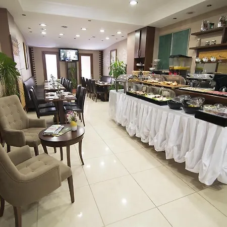 Aparthotel Cumbali 2*