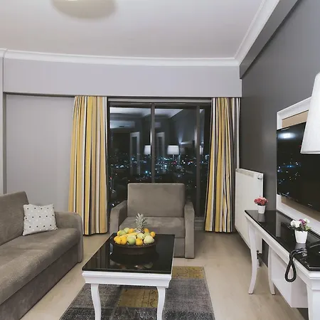 Hotel Serenity Airport