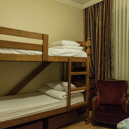 Hostel Chambers Of The Boheme Κωνσταντινούπολη
