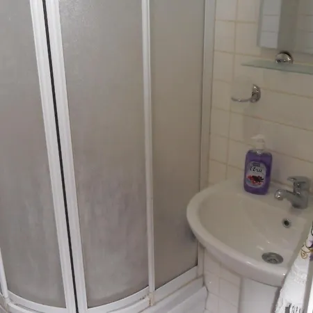Apartment Eroz House