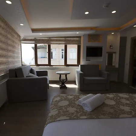 Golden Galley Aparthotel