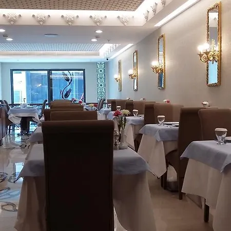 Отель Mb Deluxe 4*