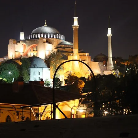 Side Istanbul