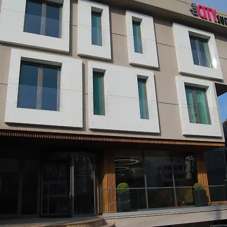 호텔 The 3*