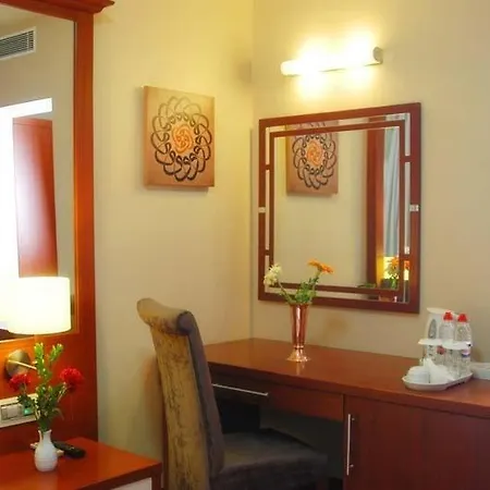 Dareyn Hotel 2*