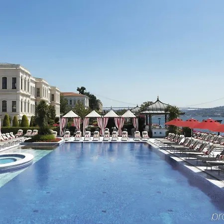 Four Seasons At The Bosphorus