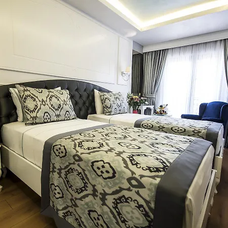 Antusa Palace & 4*