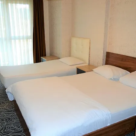 King Suit Aparthotel 2*
