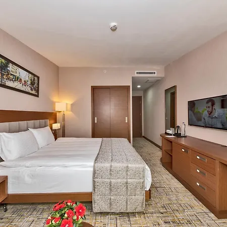 Land Park 4* Istanbul