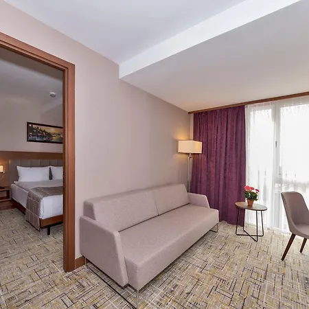 Land Park 4* Istanbul