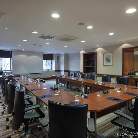 Hotel Hilton Parksa 4*