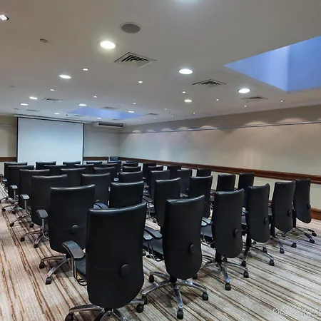 Hilton Parksa