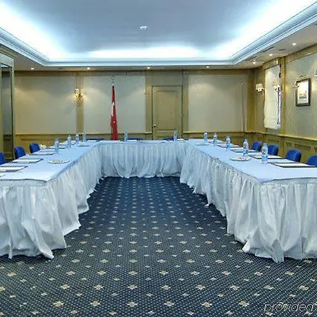 Hotel Cartoon Istanboel