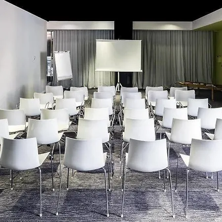 Demiroren Istiklal Hotel