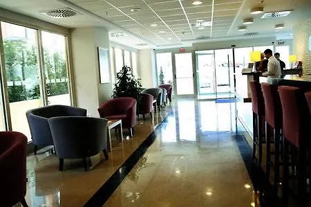 伊斯坦布尔-奥尔涂尼兹达德智选假日酒店 酒店