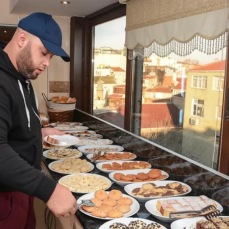 Grand Rosa Hotel