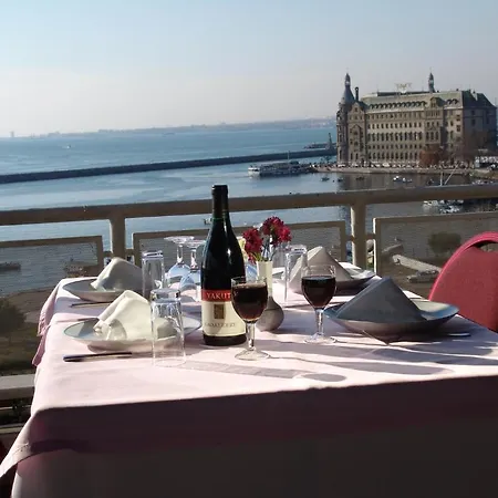 Hotel Kadikoey Rihtim 3*