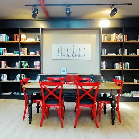 Aparthotel Akin 3*