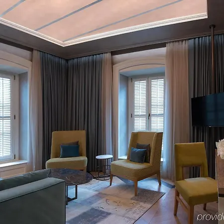 10 Karakoy Hotel 5*