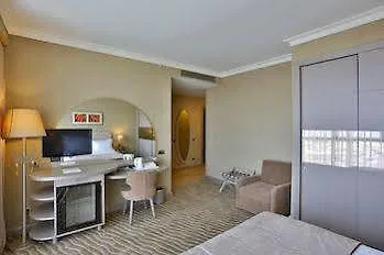 Doubletree By Hilton Atasehir And Conference Centre