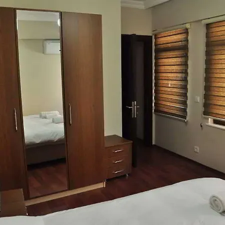 Ramparts Bed & Breakfast 3*
