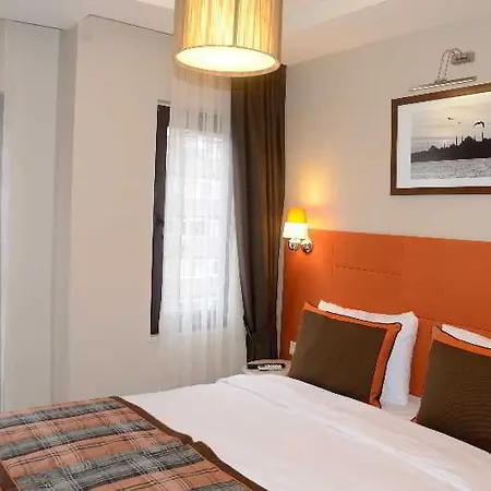 Apartment Collage Cihangir 55 *
