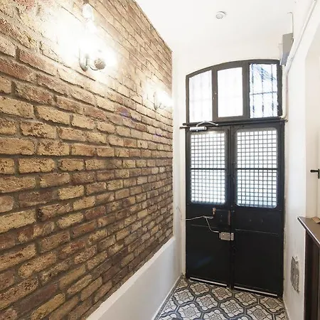 Sunflower Apartment Istanbul
