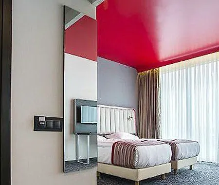 Park By Radisson Ataturk Airport 5*
