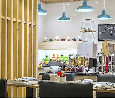 Park By Radisson Ataturk Airport 5* Istanbul
