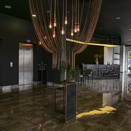 Mayi Hotel 5*