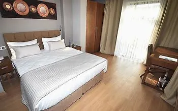 The Elegant Hotel