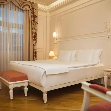 Corinne Art & Boutique Ξενοδοχείο 4*