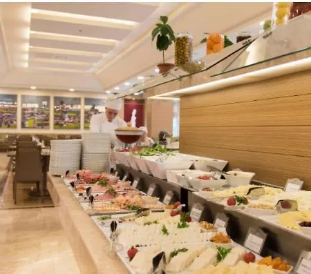 Hotel Gorrion 5*