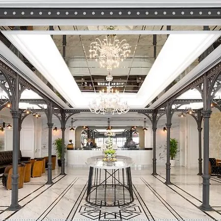 Metropolitan Taksim 4* Istanboel