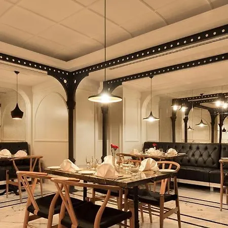 Hotel Metropolitan Taksim 4*