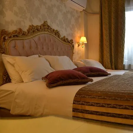 In 3* Istanbul